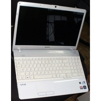 Ноутбук Sony Vaio VPCEB3E1R (Intel Pentium P6100 (2x2.0Ghz) /4096Mb DDR3 /320Gb /Radeon HD5470 /15.5" TFT 1366x768) - Подольск